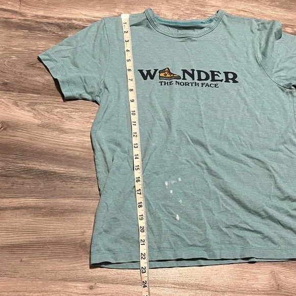 The North Face women’s Teal Wander T-Shirt - Picture 3 of 5
